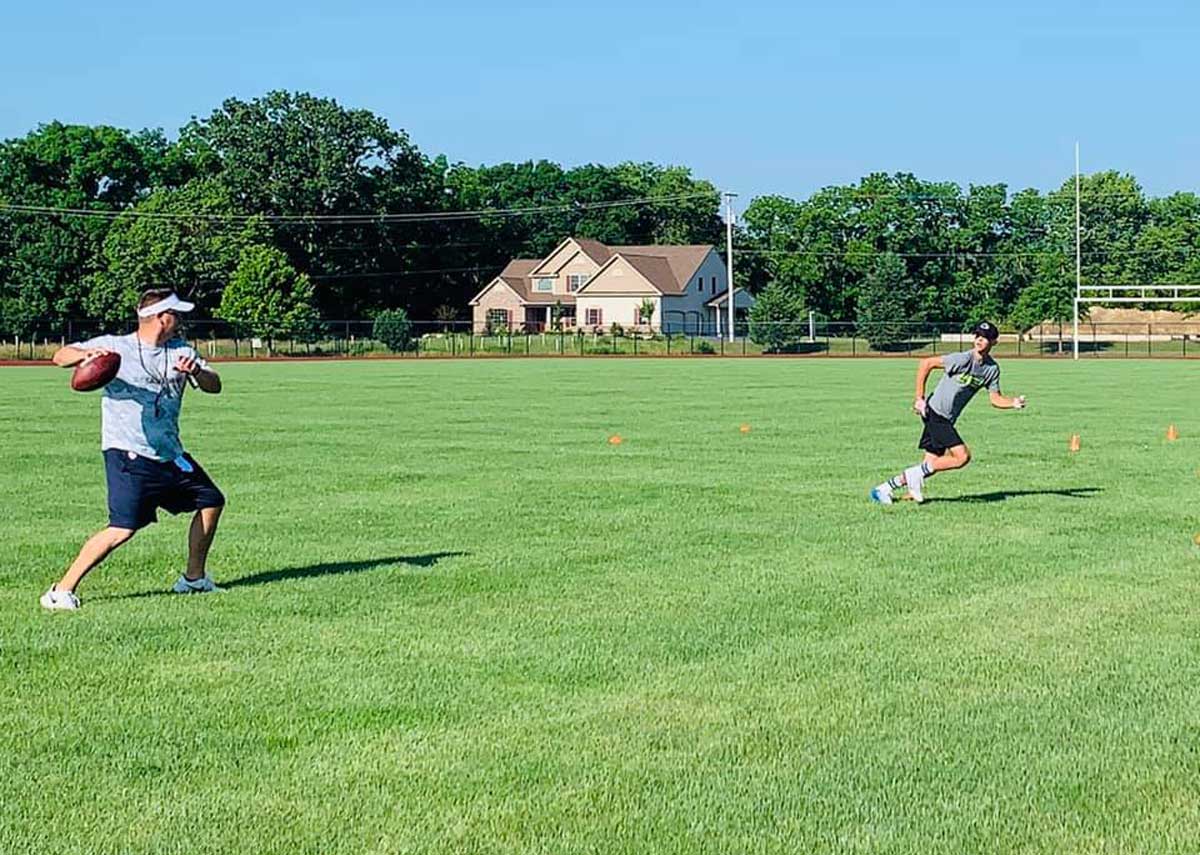 Elite Football One-on-One Personal Instructional Camps | Reading PA