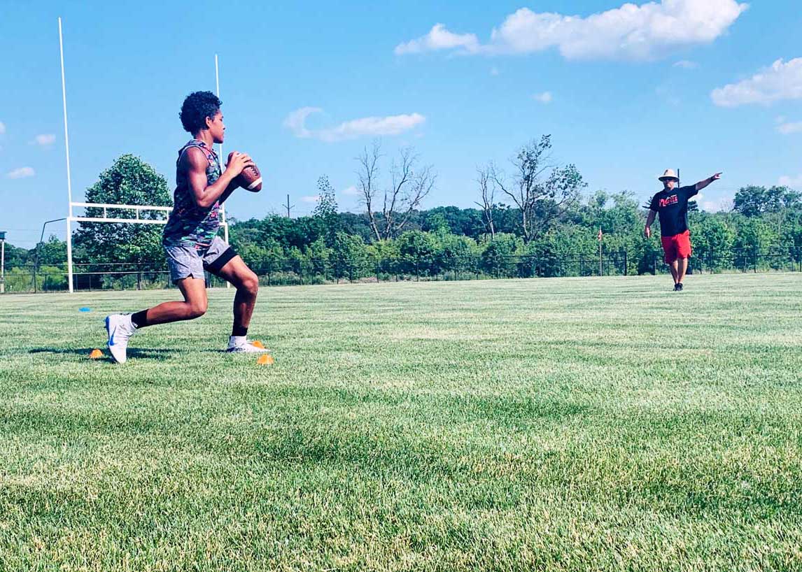 Elite Football One-on-One Personal Instructional Camps | Reading PA